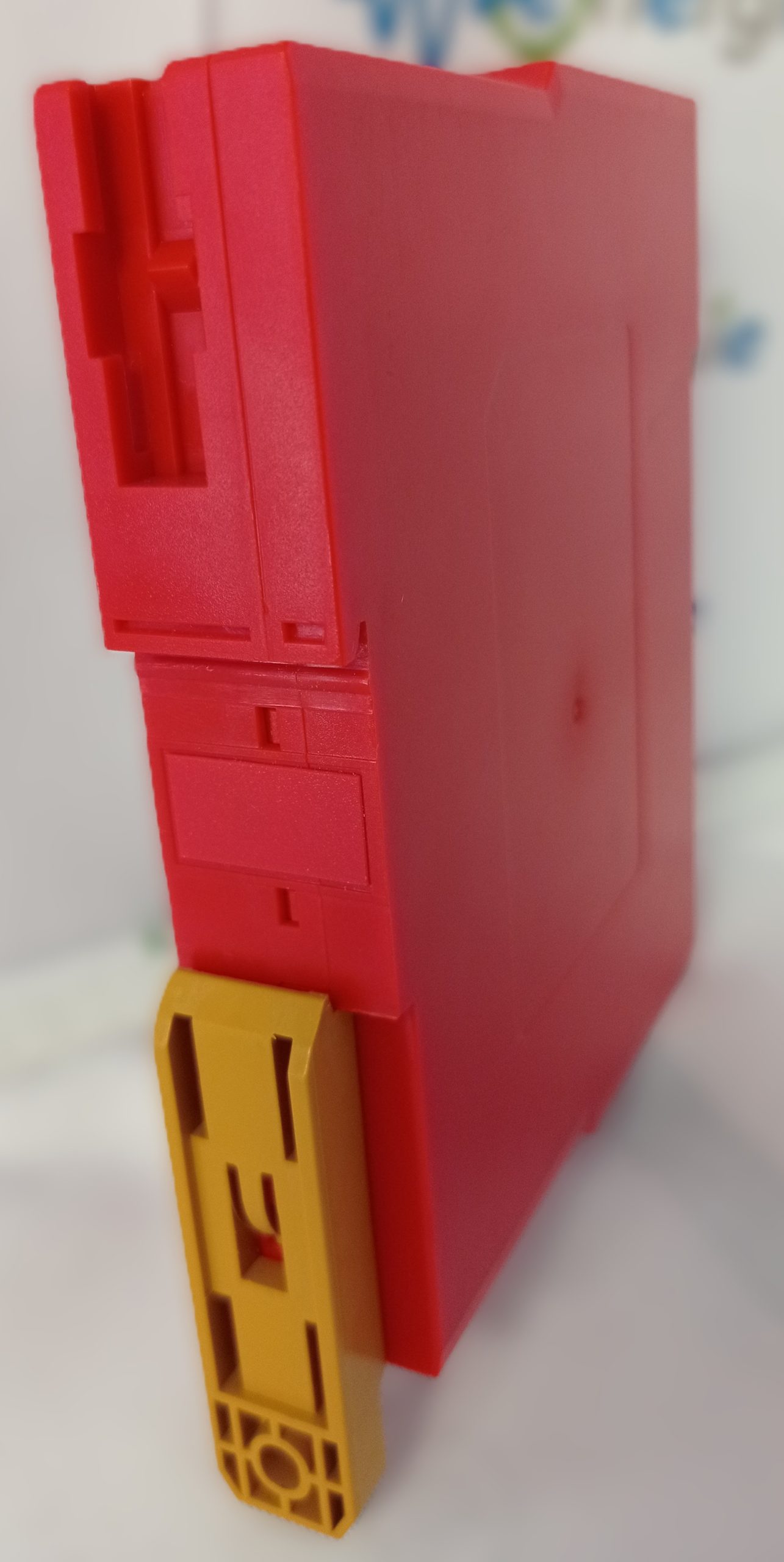 OMRON-Relais-de-securite-G9SE-401-3