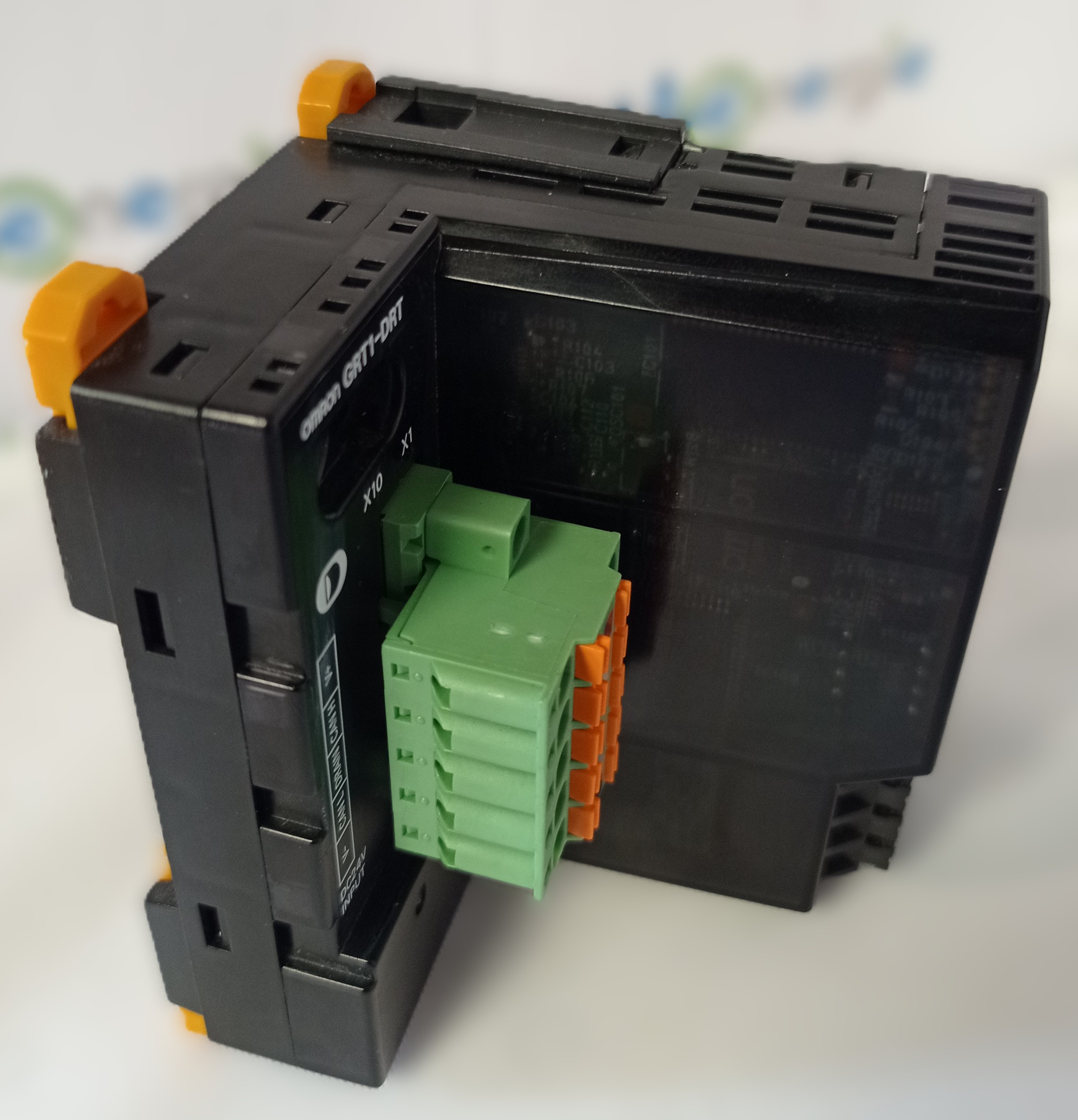 GRT1-DRT-MODULE-D-ALIMENTATION-ET-DE-COMMUNICATION-OMRON-3