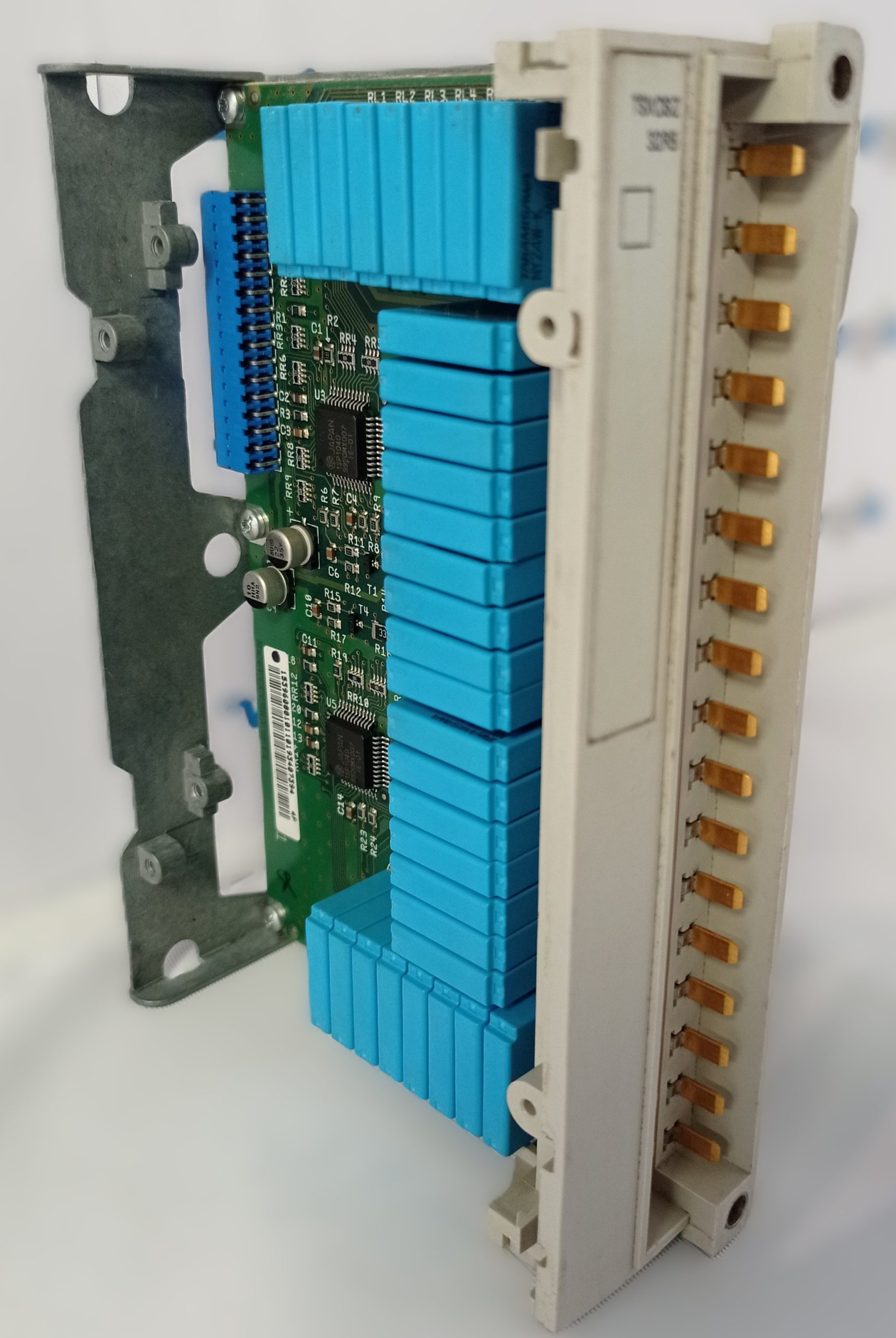 Module-32-sorties-Schneider-Electric-TSXDSZ32R5-1