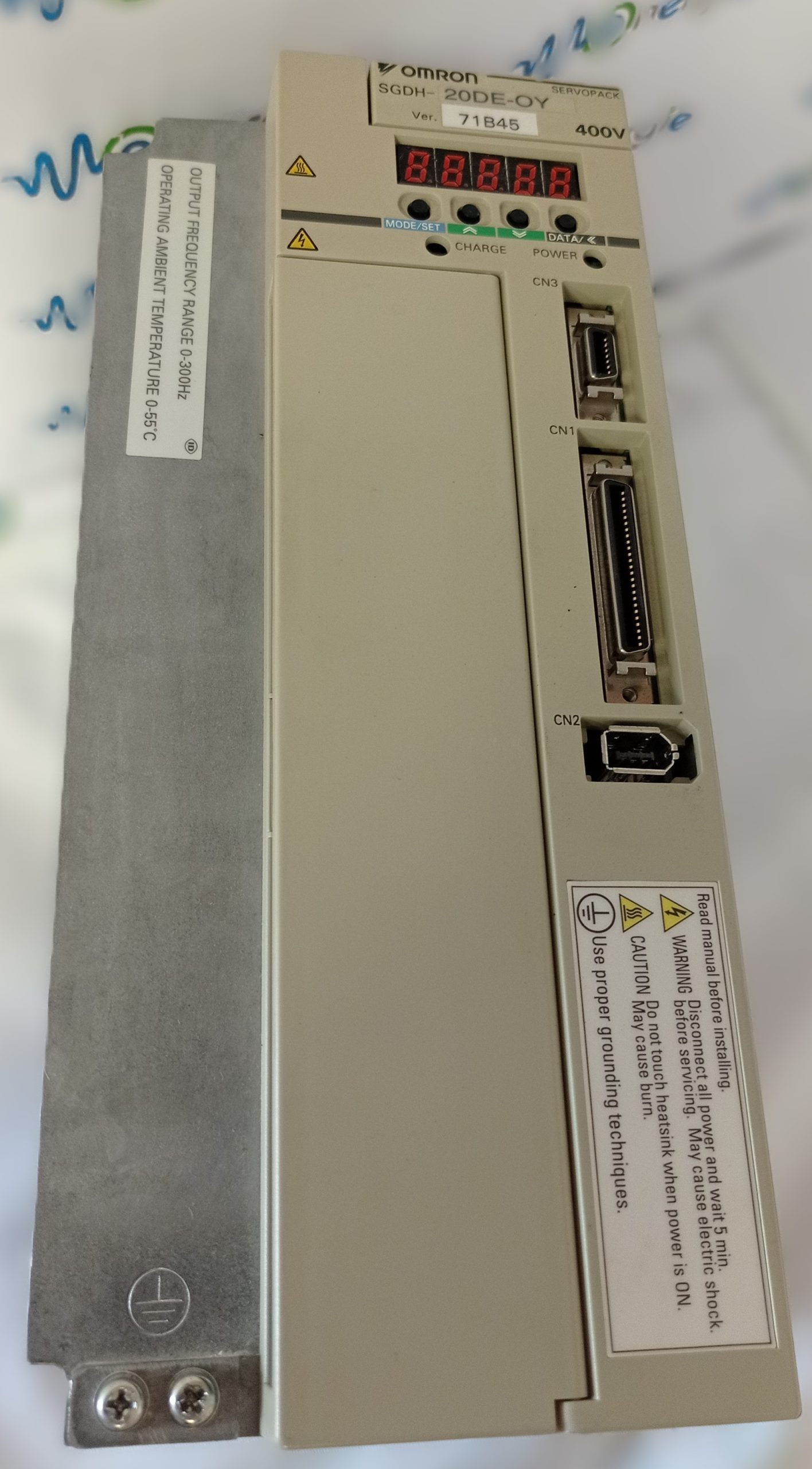 Variateur-OMRON-SGDH-20DE-OY-4