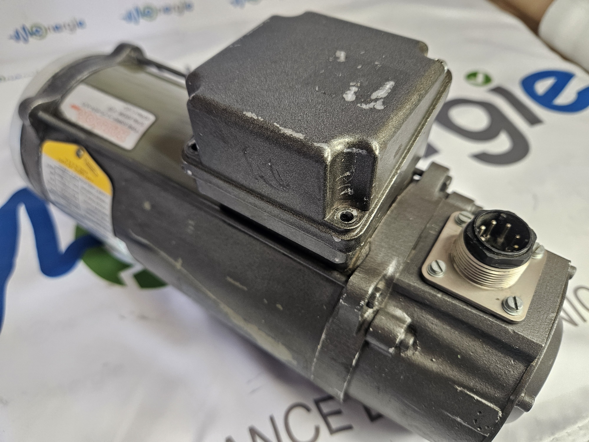 Moteur-Baldor-BSM4F3-75-B14-occasion-2