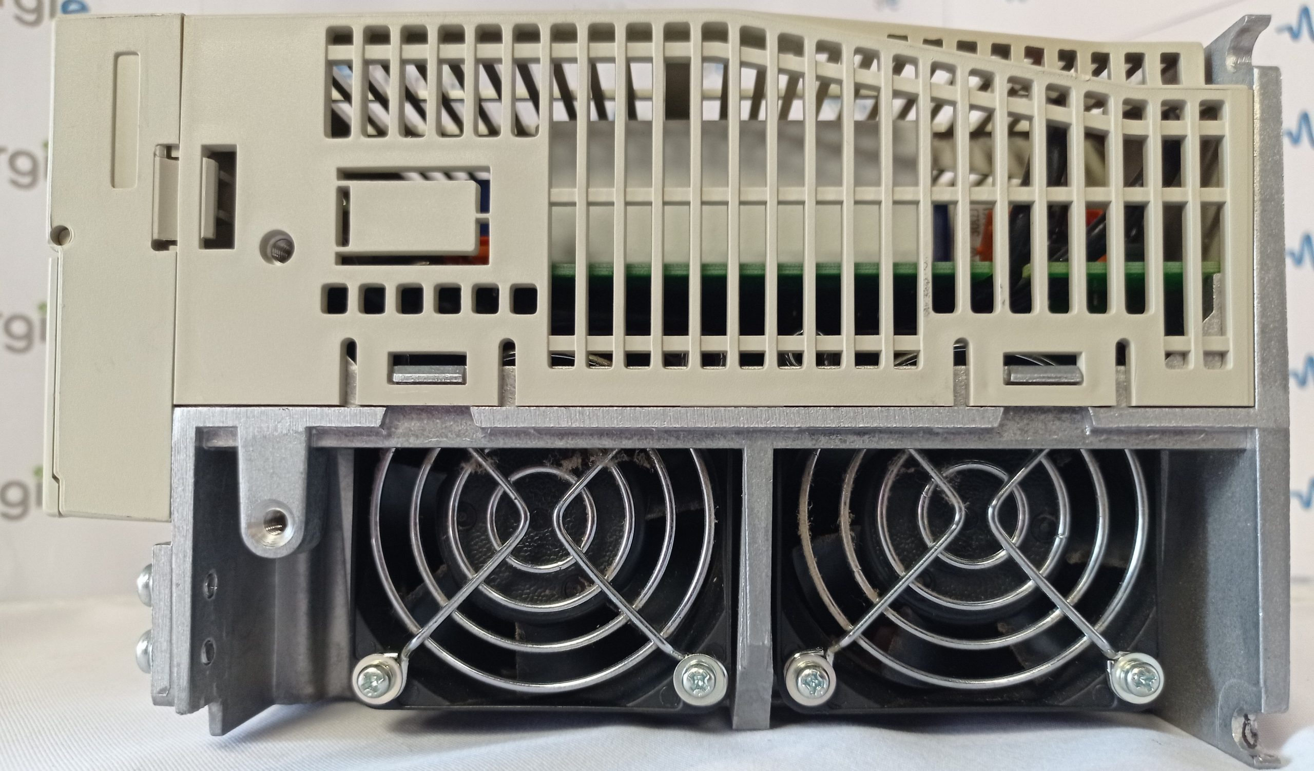 Variateur-OMRON-SGDH-20DE-OY-6