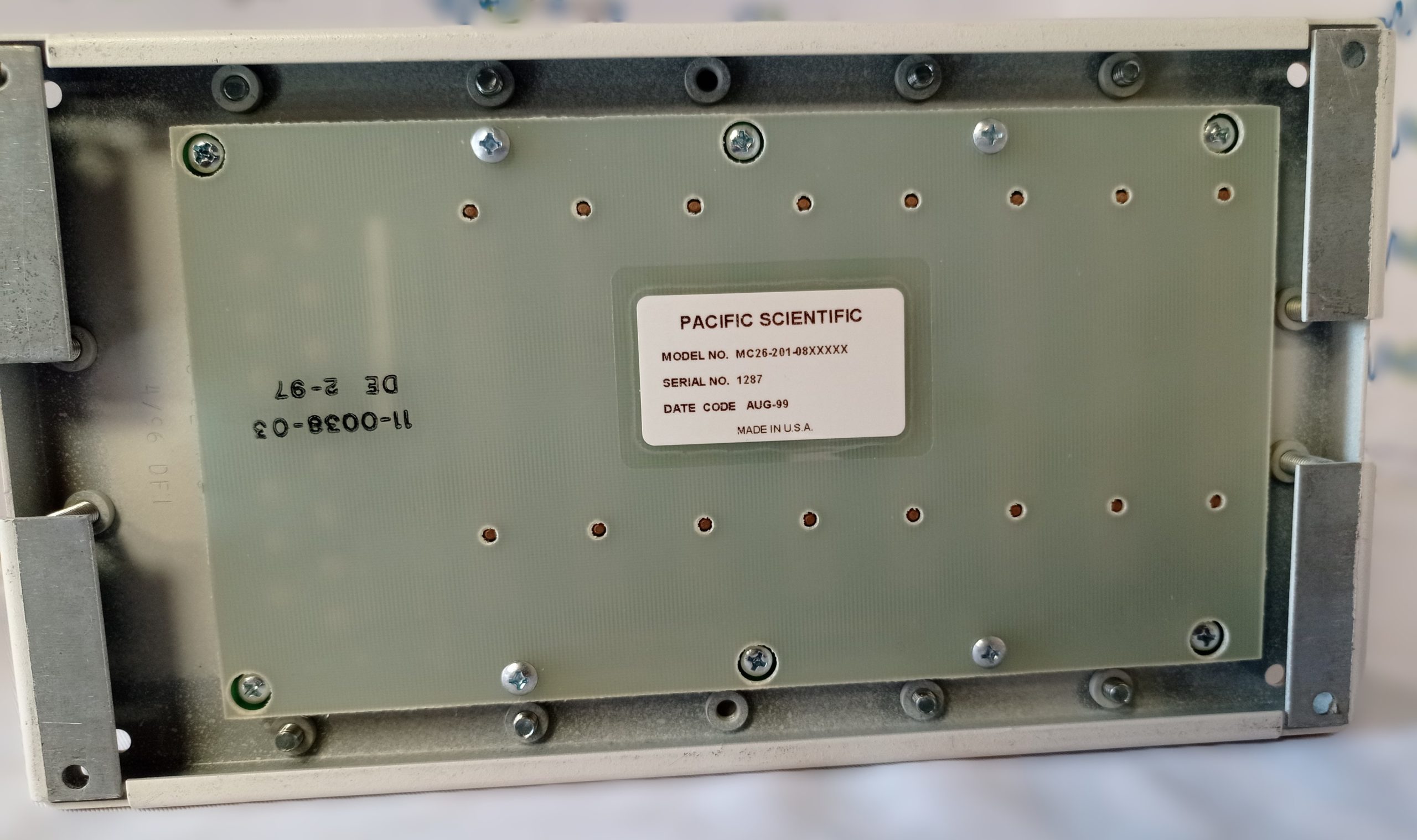 Module-Central-Fond-de-panier-EMC-BP8-MC26-201-08XXXXX-3