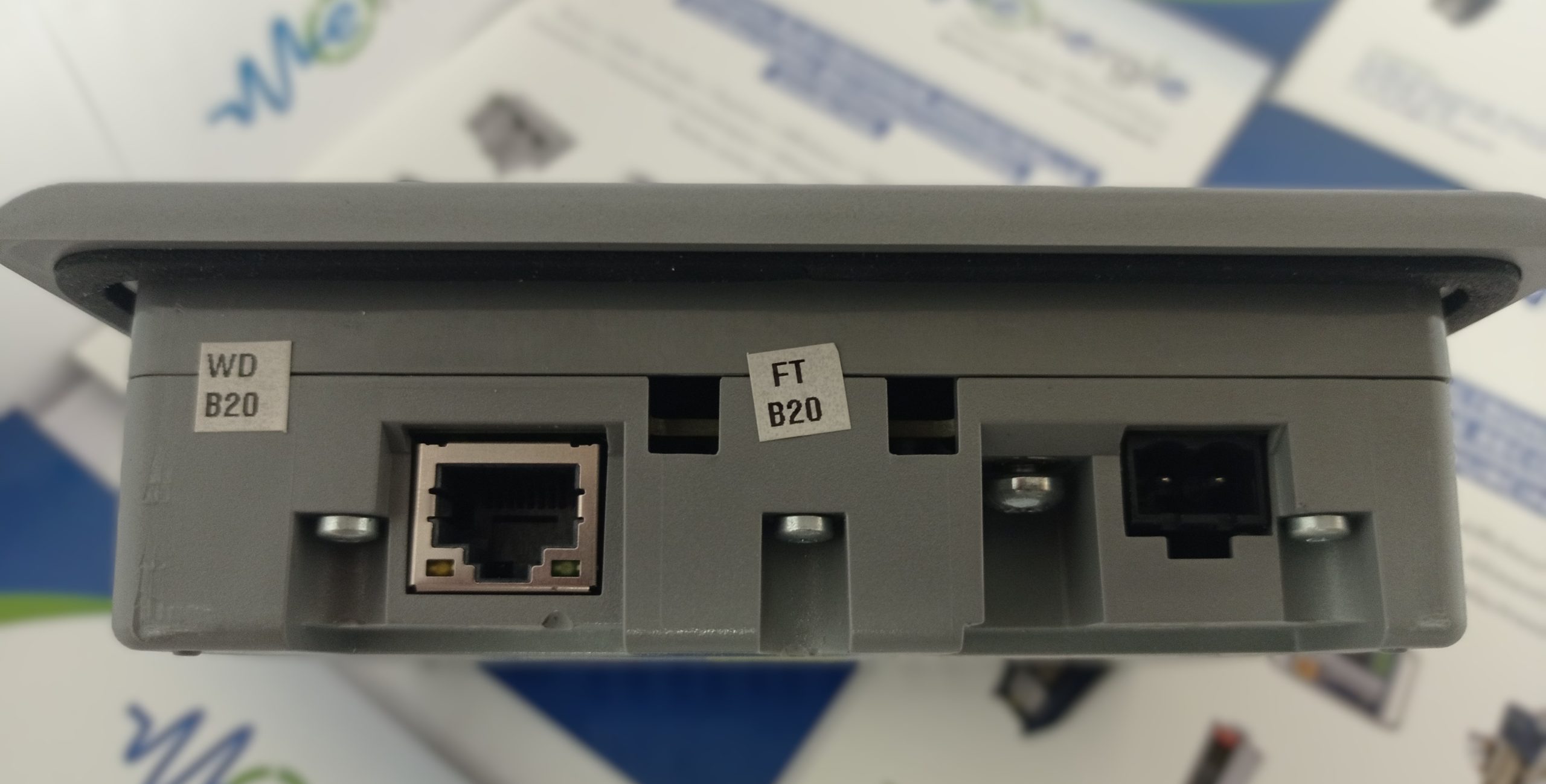 Ecran-SIEMENS-SIMATIC-PANEL-TOUCH-6AV6-647-0AK11-3AX0-3